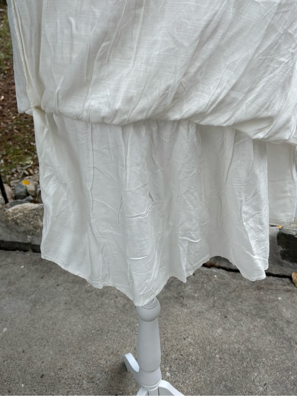 Beautiful Light cream Eyelet Maxi Skirt with Smocked Waist with short slip - Picture 9 of 9